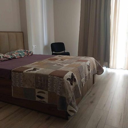 Sol'S M2 White Modern Apartments Тбилиси Экстерьер фото