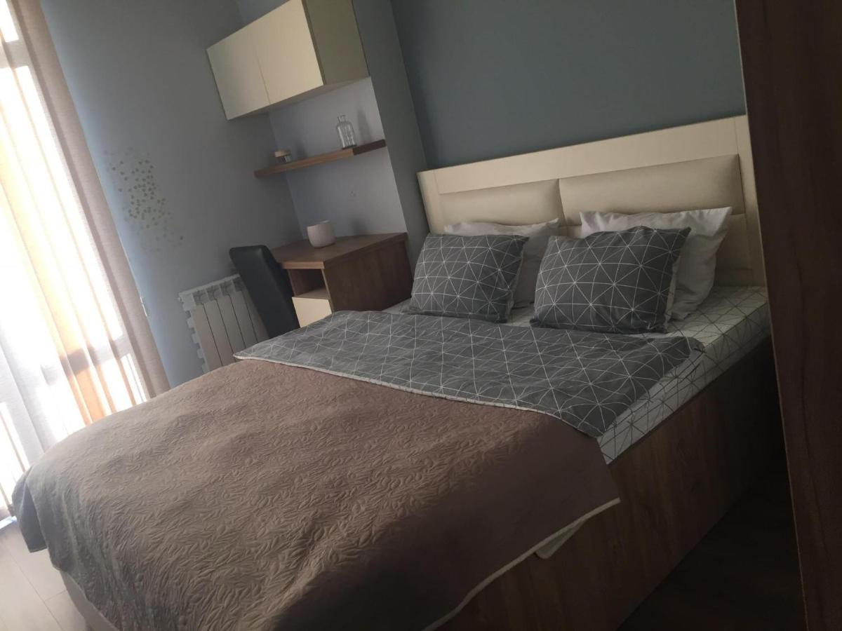 Sol'S M2 White Modern Apartments Тбилиси Экстерьер фото