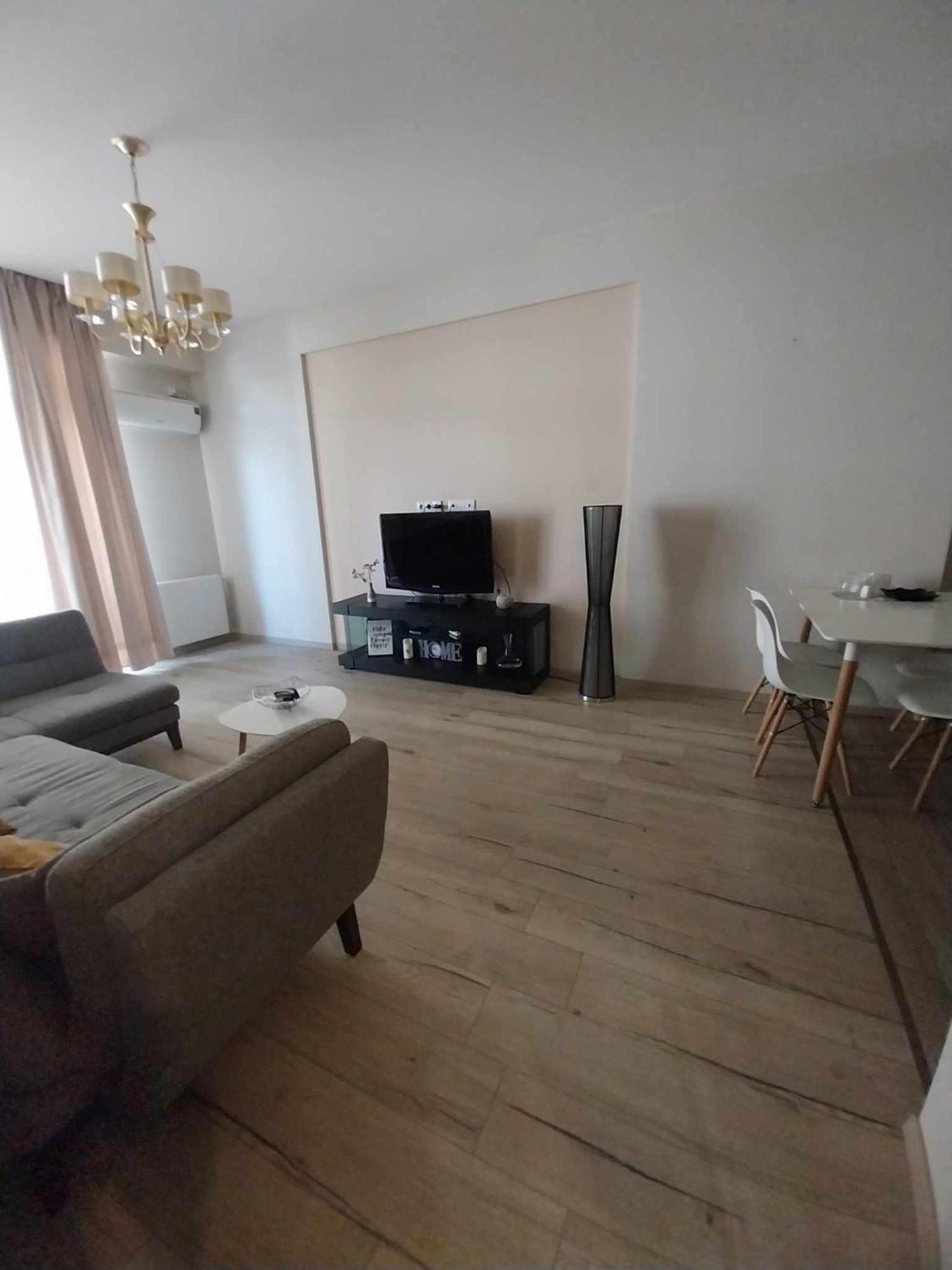 Sol'S M2 White Modern Apartments Тбилиси Экстерьер фото