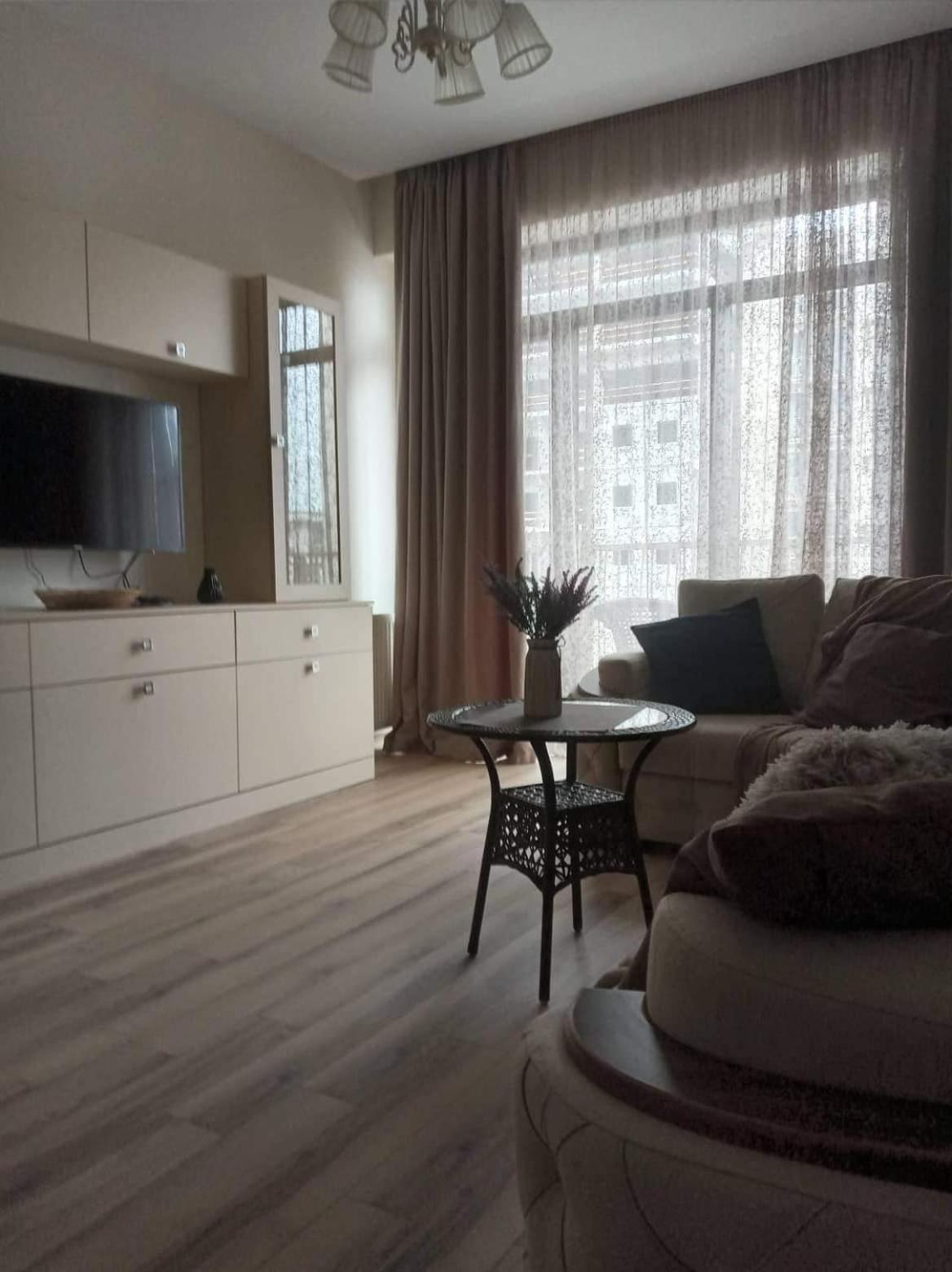 Sol'S M2 White Modern Apartments Тбилиси Экстерьер фото