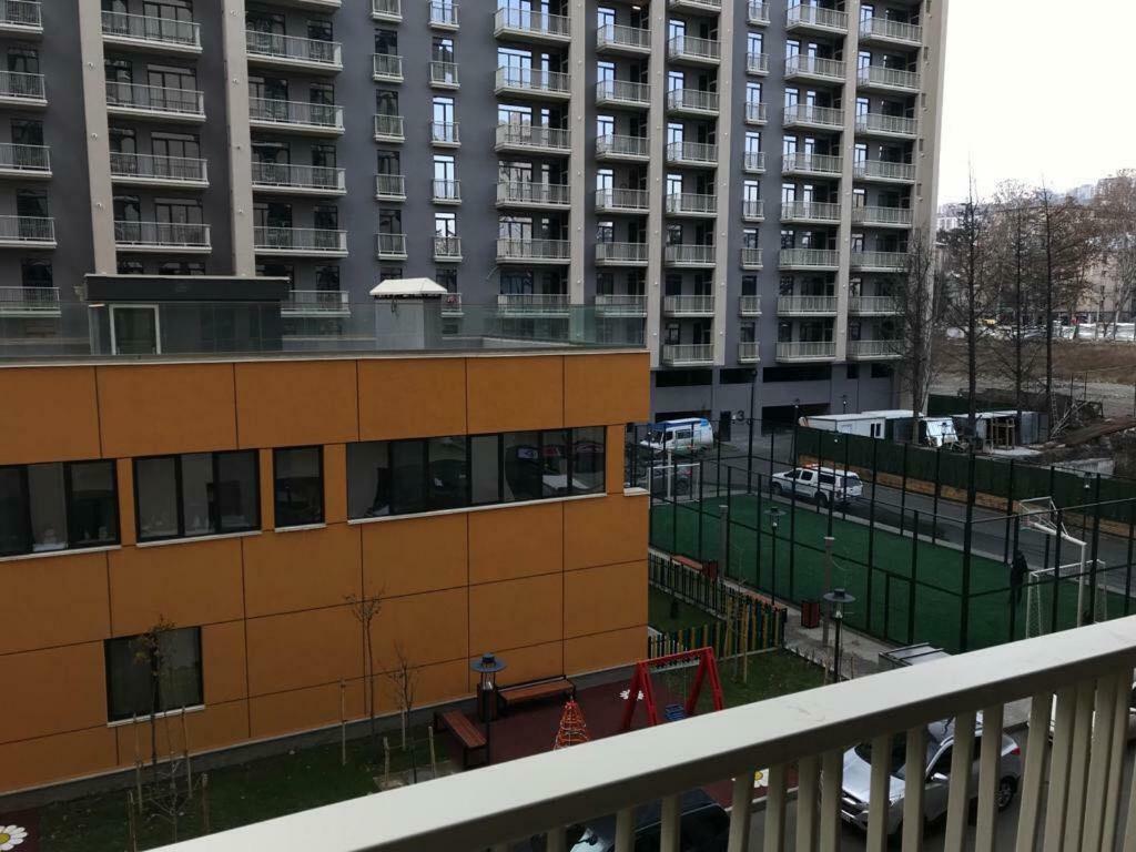 Sol'S M2 White Modern Apartments Тбилиси Экстерьер фото